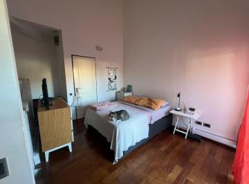 PH de 2 ambientes, Villa General Mitre · Excelente PH Tipo Duplex. 2 Ambientes con Posibilidad de Entrepiso