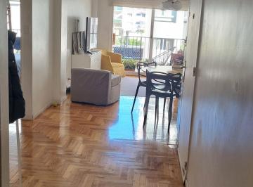 Departamento de 3 ambientes, Almagro · Excelente Tres Amb C/dpcias, 81 m Al Frente, Bcón, Coch Fija, Baulera, Impecab!