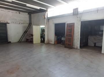 Bodega-Galpón · 170m² · Galpon en Venta en Tolosa