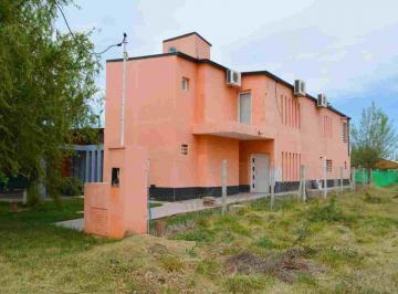 Casa · 220m² · 11 Ambientes · Casa 5 Dorm. General Roca