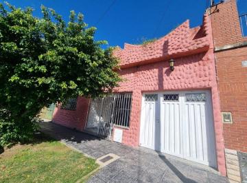 Casa · 170m² · 4 Ambientes · 2 Cocheras · Venta Casa 4 Amb. Jardin Parrilla Don Torcuato