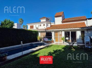 Casa · 160m² · 5 Ambientes · 1 Cochera · Casa de 3 Dorm. en Venta en Aranjuez, Escobar - Apto Credito