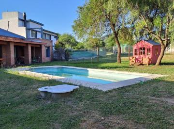 Casa · 569m² · 3 Dormitorios · 2 Cocheras · Casa en B° Tejas 4 - Malagueño.