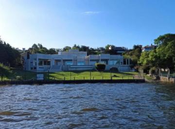 Casa · 1000m² · 12 Ambientes · 3 Cocheras · Casa en Venta - 5 Dorm. 5 Baños - 1000 m² - Villa del Lago, Villa Carlos Paz