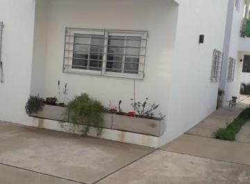 Departamento · 43m² · 2 Ambientes · 1 Cochera · Departamento en Venta - 1 Dormitorio 1 Baño - Cochera - 43 m² - Monte Grande, Echeverría