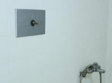 Departamento de 2 ambientes, Vicente López · Vte, López 2 Amb. Impecable y Luminoso Apto Profesional