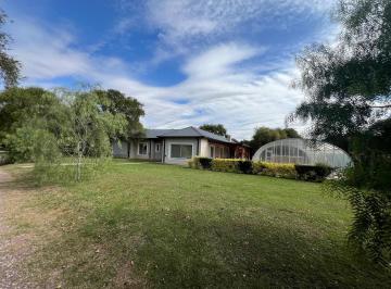 Casa · 425m² · 6 Ambientes · 1 Cochera · Alquiler Casa Country Causana Malagueño