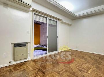 Departamento · 50m² · 2 Ambientes · Alquiler Departamento 2 Amb. P. Baja en Recoleta con Patio