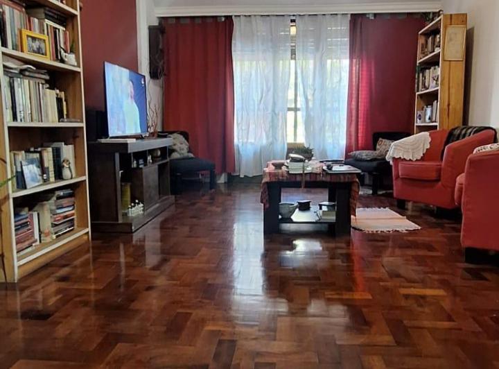 Departamento · 68m² · 4 Ambientes