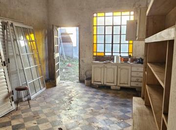 Casa de 3 ambientes, Rosario · Casa a Reciclar