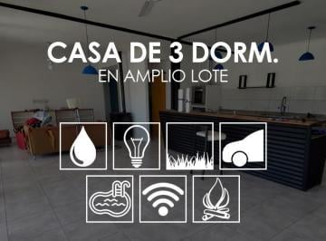Casa · 160m² · 5 Ambientes · 3 Cocheras · Casa en Colón