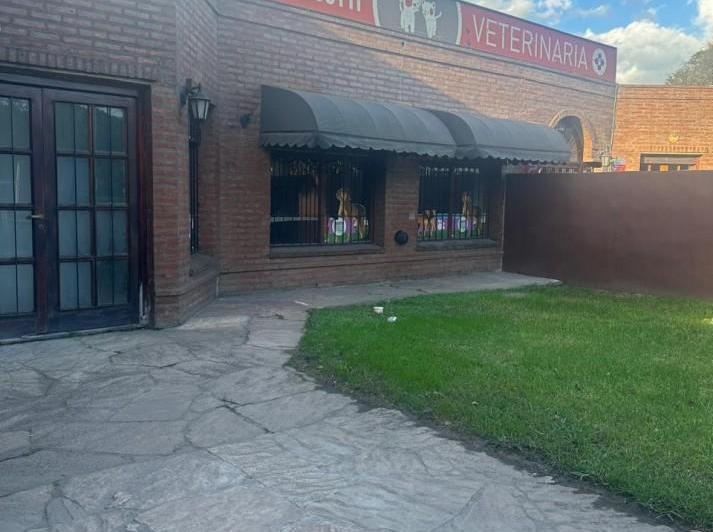Local comercial · 120m² · 4 Ambientes