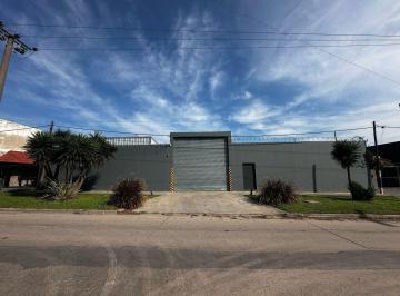 Bodega-Galpón · 800m² · 2 Ambientes · Galpón en Alquiler