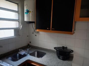 Departamento de 2 ambientes, Recoleta · Departamento de Dos Ambientes en Alquiler en Recoleta! 2do Piso por Escalera