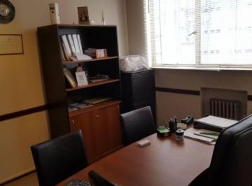 Oficina comercial · 20m² · Oficina en Venta/alquiler - Contrafrente - Muy Luminosa!