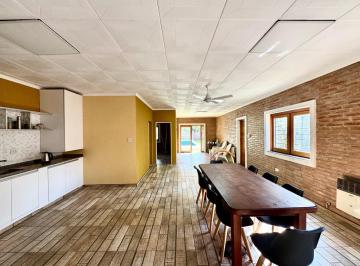 Casa · 80m² · 2 Ambientes · Casa en Venta Funes Country Profesional Garita 15 2 Dorm