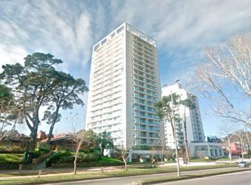 Departamento · 69m² · 4 Ambientes · 1 Cochera · Venta Departamento 2 Dorm. Punta del Este