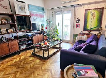 Departamento · 74m² · 4 Ambientes · Departamento en Venta - 3 Dorm. 2 Baños - 76 m² - Flores