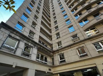 Departamento de 3 ambientes, Córdoba · Nva Cba! Torre Elysee! 2dor C / Coch Externo, Pileta, Gym, Amenities