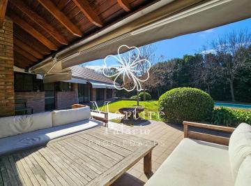 Quinta vacacional · 590m² · 9 Ambientes · 2 Cocheras · Quinta en Pacheco