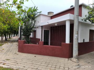 Departamento de 3 ambientes, Córdoba · Bº Los Paraisos - Dpto - 2d, Liv, C/com, Bño, Ptio, Coch - $650 m -