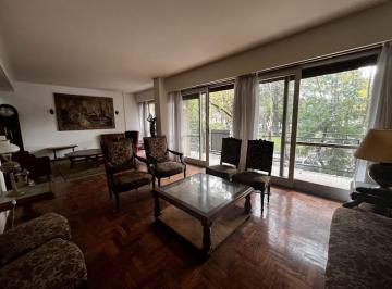 Departamento · 175m² · 4 Ambientes · 1 Cochera · Venta Piso 4 Ambientes con Balcon Aterrazado - Cochera - Baulera Plaza Mitre