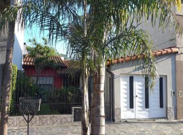 Casa · 147m² · 4 Ambientes · Casas - Casa - Ramos Mejía, Gran Bs. As. Oeste