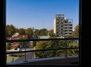 Departamento de 4 ambientes, Quilmes · Alquiler de Piso Entero de 4 Ambientes en Quilmes