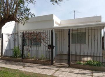 Casa · 88m² · 3 Ambientes · 1 Cochera · Casa Americana Apta Credito a La Venta en Derqui