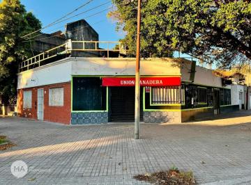 Casa · 118m² · 6 Ambientes · 2 Cocheras · Casa 2 Dorm. - Francia 3000 - Rosario Parque Casado | Venta