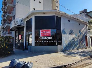 Local comercial , Tres de Febrero · Local en Esquina 130 m² en Planta. Excelente Ubicacion. Saenz Peña. Buenos Aires