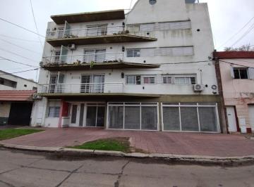 Departamento · 40m² · 2 Ambientes · 1 Cochera · Hermoso Departamento en Alberdi con Cochera