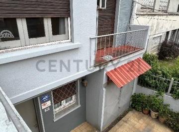 Casa · 130m² · 8 Ambientes · 1 Cochera · Venta Casa/parque Batlle/prox. Av Ramón Andador/3 Dorm./2 Terrazas/cochera