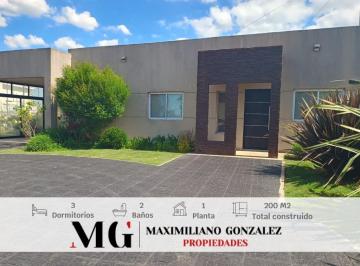 Casa · 200m² · 4 Ambientes · 1 Cochera · Casa Alquiler La Alameda Esteban Echeverría