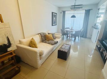 Departamento · 64m² · 3 Ambientes · Venta Depto 3 Ambientes Semipiso 2 Balcones en Monte Castro