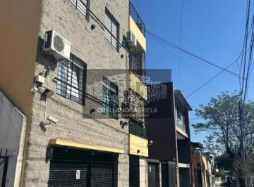 Departamento · 39m² · 2 Ambientes · 1 Cochera · Alquila - Depto. 2 Amb. C/ Patio C/ Cohera