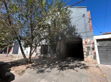 Bodega-Galpón · 689m² · Galpón en Venta en Guaymallen