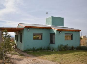 Casa · 70m² · 3 Ambientes · 1 Cochera · Casa en Villa Yacnato