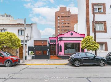 Casa · 170m² · 4 Ambientes · 1 Cochera · Casa en Chauvin
