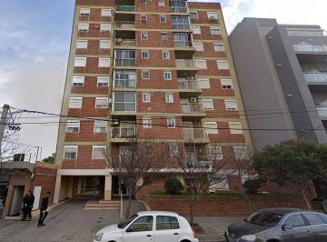 Departamento · 33m² · 2 Ambientes · 1 Cochera · Venta Departamento 1 Dormitorio - Bouquet Roldan 148 - Neuquén Capital