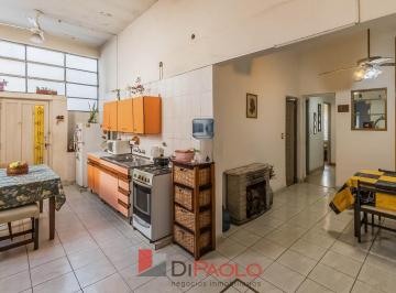 PH · 118m² · 4 Ambientes · PH en Ciudadela