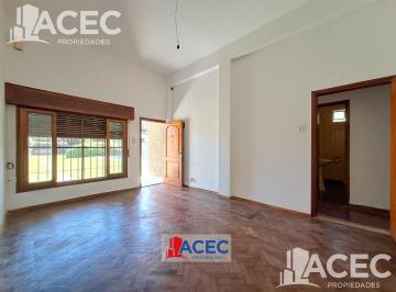 Casa · 129m² · 4 Ambientes · 1 Cochera · Venta - Casa - Fisherton