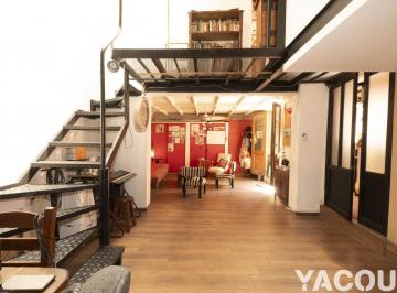 PH · 90m² · 3 Ambientes · PH en Venta - 2 Dorm. 2 Baños - 140 m² - Caballito