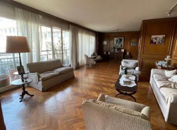Departamento · 184m² · 4 Ambientes · 2 Cocheras · Venta de Departamento en Una Muy Buena Ubicacion