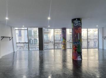 Oficina comercial · 192m² · 1 Ambiente · Oficina de 200 m² Premium en Alquiler