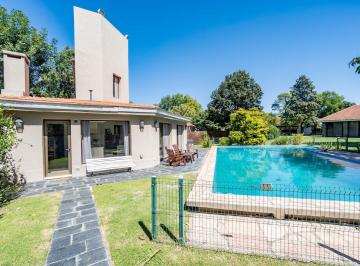 Casa · 322m² · 6 Ambientes · Venta - Casa de 4 Dorm. con Quincho, Pileta y Jardín - Cotos de Alameda, Roldán