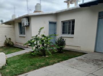 Casa de 5 ambientes, San Martín · Casa en Venta