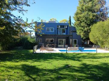 Casa · 180m² · 3 Ambientes · 2 Cocheras · Barrio El Lucero - Alquiler Permanente - Pilar, Tortugas Norte - Countries y Barrios Cerrados