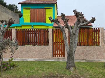 Casa · 130m² · 4 Ambientes · Casa + Dpto - Ideal Vivienda Permanente