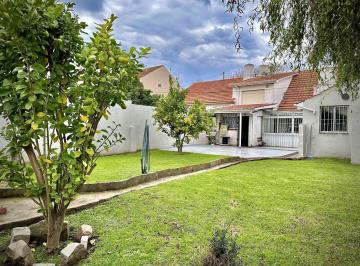 Casa · 178m² · 5 Ambientes · 2 Cocheras · Venta Importante Chalet Frente a Plaza Italia - Mar del Plata